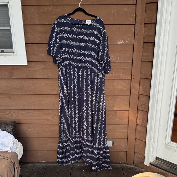 Hayden floral flowy maxi dress size 3XL - Picture 1 of 4